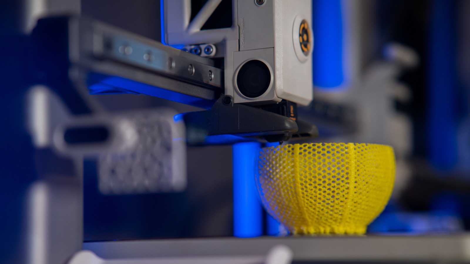 10 Desk Gadgets to 3D Print Instead of Buying