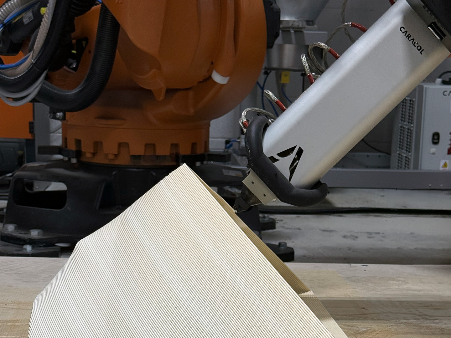 Caracol, Designtech and LAMÁQUINA Open Large-Format 3D Printing Hub in Milan