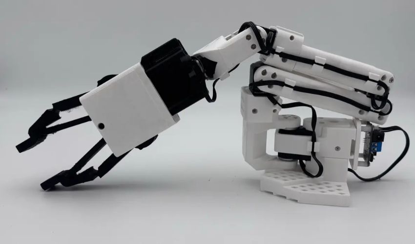 Transcend Mechanics Uses 3D-Printed Grippers to Cut Robot Hardware Lead Times
