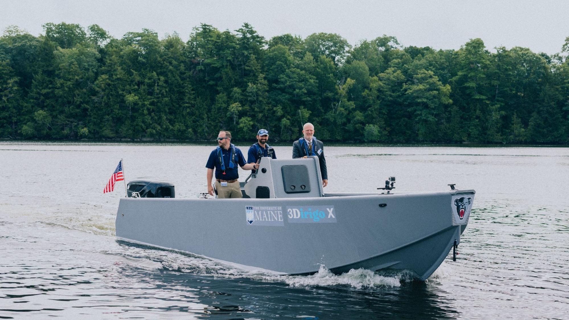 UMaine Launches 3Dirigo X: A 3D-Printed 30-Foot Boat
