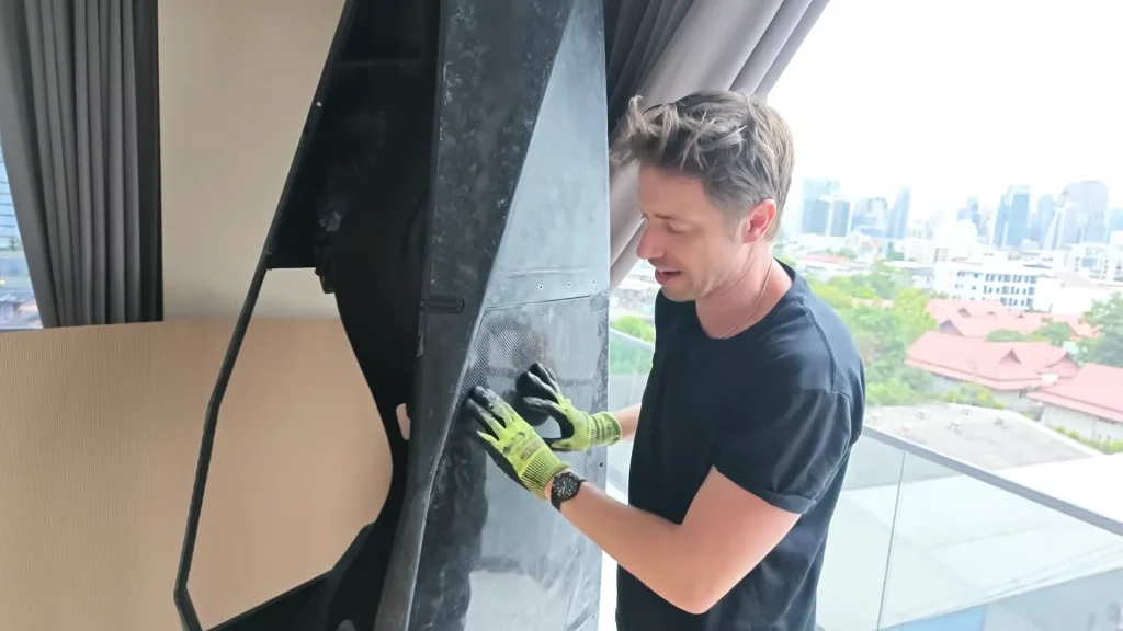 A YouTuber Is 3D-Printing an Entire Airplane Inside His Apartment